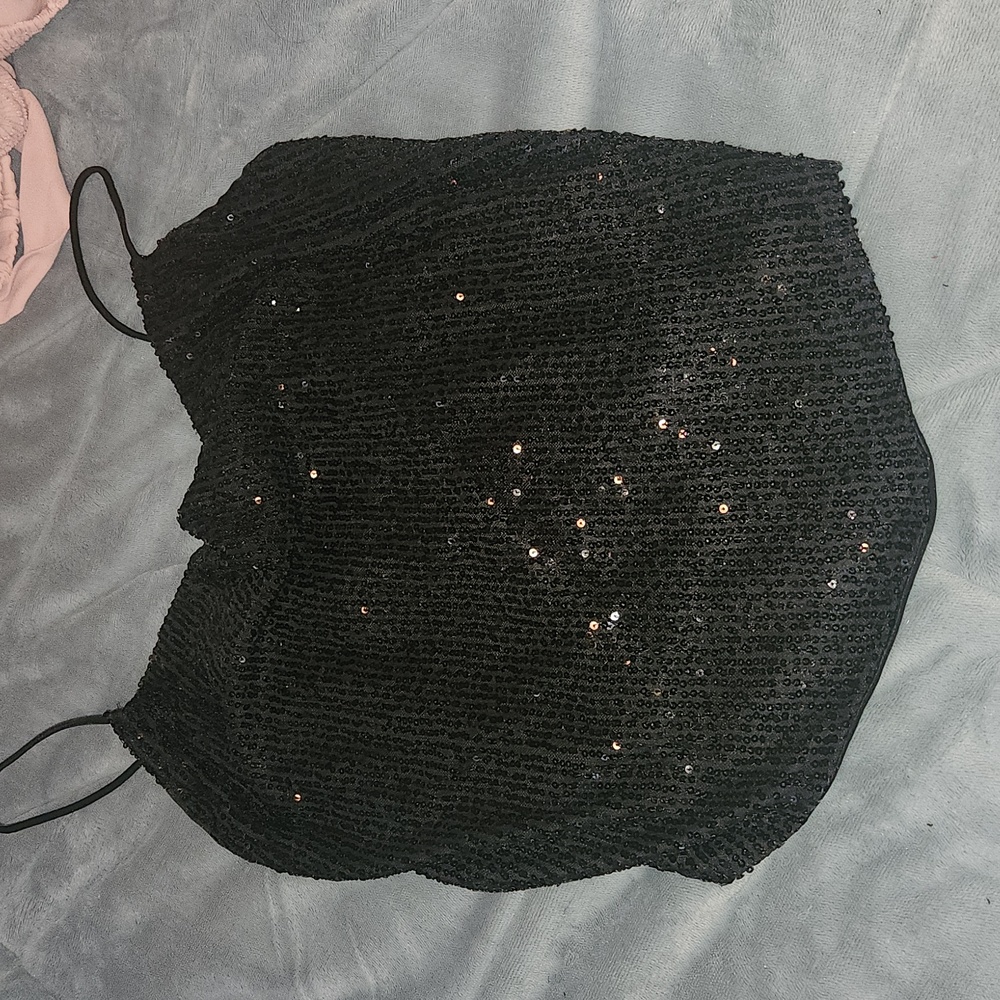 Black Sequince V-Neck Crop . New Without Tags . Small .